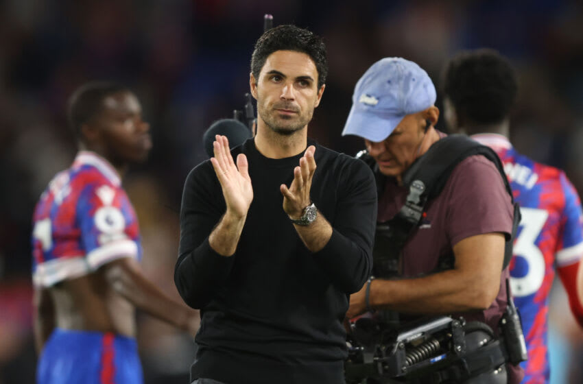 LONDON, ENGLAND - AUGUST 05: Mikel Arteta, Head Coach of Arsenal during the Premier League match between Crystal Palace and Arsenal FC at Selhurst Park on August 5, 2022 in London, United Kingdom. (Photo by Marc Atkins/Getty Images)