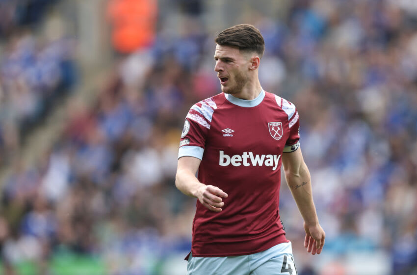LEICESTER, ENGLAND - MAY 28: Declan Rice of West Ham United during the Premier League match between Leicester City and West Ham United at The King Power Stadium on May 28, 2023 in Leicester, United Kingdom. (Photo by James Williamson - AMA/Getty Images)