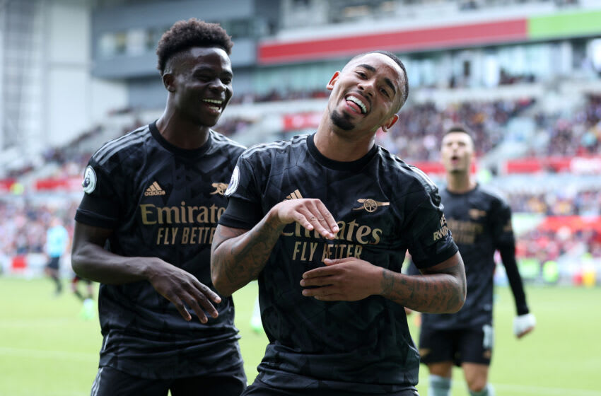 BRENTFORD, ENGLAND - SEPTEMBER 18: Gabriel Jesus of Arsenal celebrates scoring a goal during the Premier League match between Brentford FC and Arsenal FC at Brentford Community Stadium on September 18, 2022 in Brentford, England. (Photo by Richard Heathcote/Getty Images)