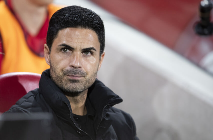 BRENTFORD, ENGLAND - SEPTEMBER 27: Arsenal Manager Mikel Arteta looks on before the Carabao Cup Third Round match between Brentford and Arsenal at Gtech Community Stadium on September 27, 2023 in Brentford, England. (Photo by MB Media/Getty Images)